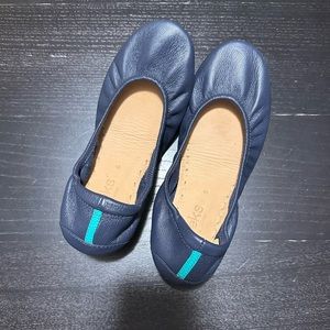 Tieks flats